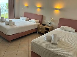 Minavra Hotel