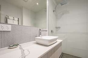 The Lighthouse Hotel