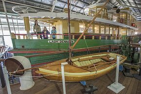 Paradise Bungalow Waterfront