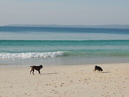 Paradise Bungalow Waterfront