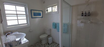 Paradise Bungalow Waterfront