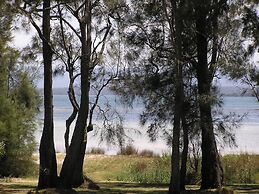 Paradise Bungalow Waterfront