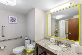 Hampton Inn Huntington University Area