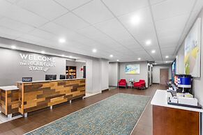 Hampton Inn Huntington University Area