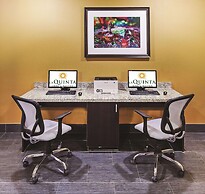 La Quinta Inn & Suites by Wyndham Jourdanton - Pleasanton