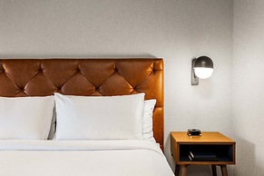 Four Points by Sheraton Kelowna Airport