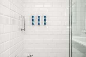 Four Points by Sheraton Kelowna Airport