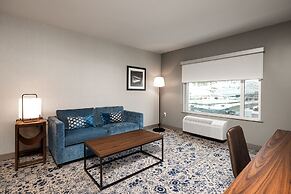 Four Points by Sheraton Kelowna Airport