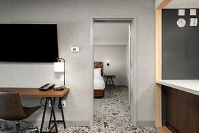 Four Points by Sheraton Kelowna Airport