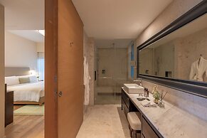 Lanson Place Bukit Ceylon