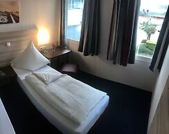 Motel 44