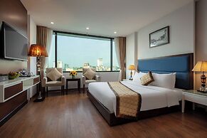 Skylark Hotel