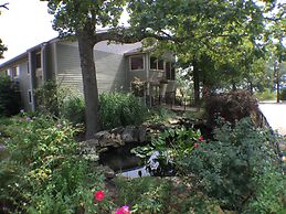 Whitney Mountain Lodge