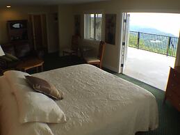 Whitney Mountain Lodge