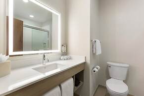 Holiday Inn Express Hotel & Suites Belgrade by IHG