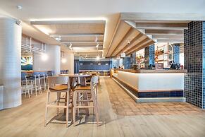 Nightcap at Hotel Victor