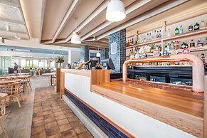 Nightcap at Hotel Victor