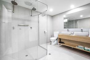 Nightcap at Hotel Victor