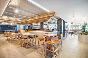 Nightcap at Hotel Victor