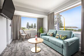 Nightcap at Hotel Victor