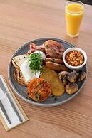 Nightcap at Hotel Victor