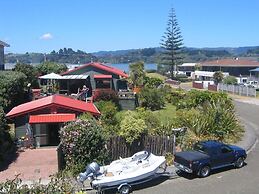 Moanarua Beach Cottage