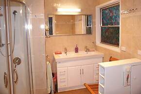 AAA Granary Accommodation