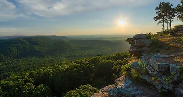 THE BRANSINN Entertainment District