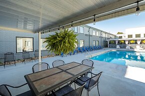 THE BRANSINN Entertainment District