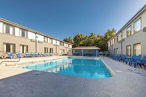 THE BRANSINN Entertainment District