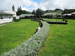 Fat Owl Motel, Bar & Eatery