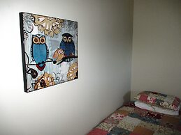 Fat Owl Motel, Bar & Eatery