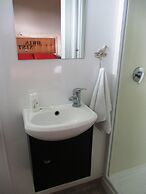 Fat Owl Motel, Bar & Eatery