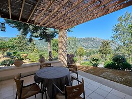 Eliathos Hillside Retreat