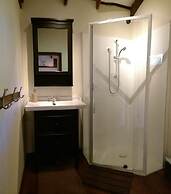 The Black Cockatoo Nannup