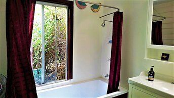 The Black Cockatoo Nannup