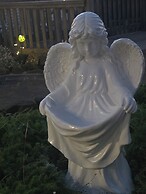 Angel's Aisle Cottages