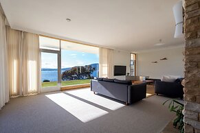 Riverfront Motel & Restaurant