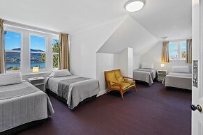 Riverfront Motel & Villas