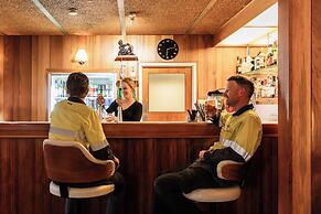 Riverfront Motel & Restaurant