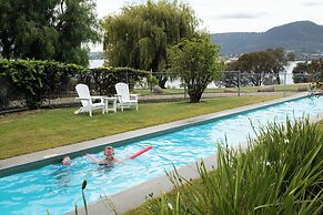 Riverfront Motel & Restaurant