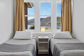 Riverfront Motel & Villas