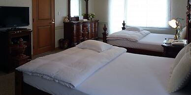 Petit Hotel Corinthian