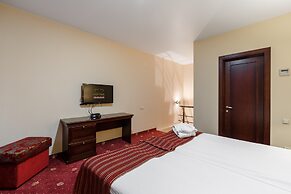 Club Hotel Korona