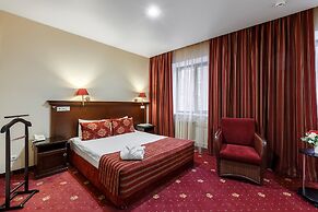Club Hotel Korona