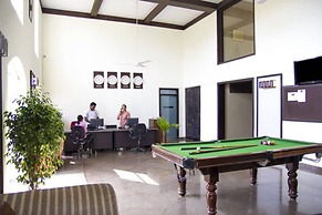 The Golden Suites & Spa