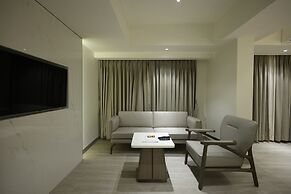 Marigold- Newly Renovated Hotel