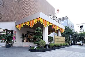 Marigold- Newly Renovated Hotel