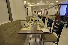 Marigold- Newly Renovated Hotel