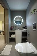 Marigold- Newly Renovated Hotel